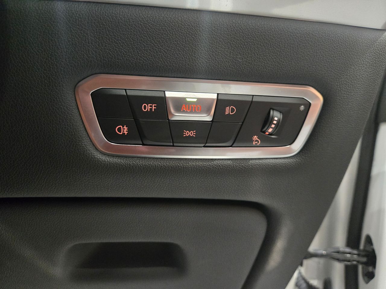 X7 xDrive40d RHD US