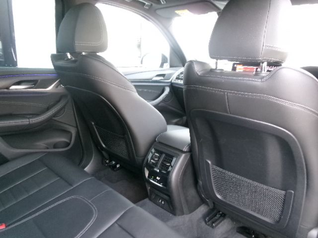 iX2 xDrive30 MSP