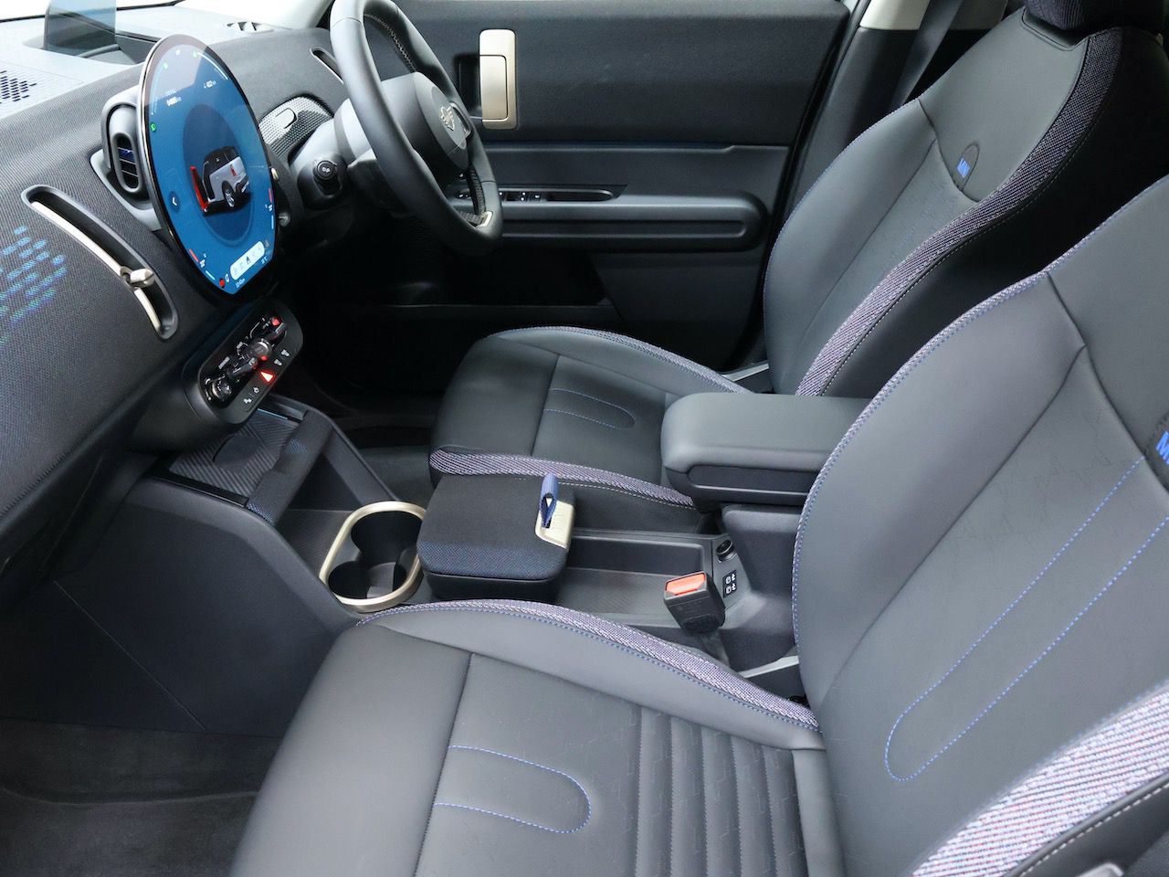 U25 MINI Countryman E