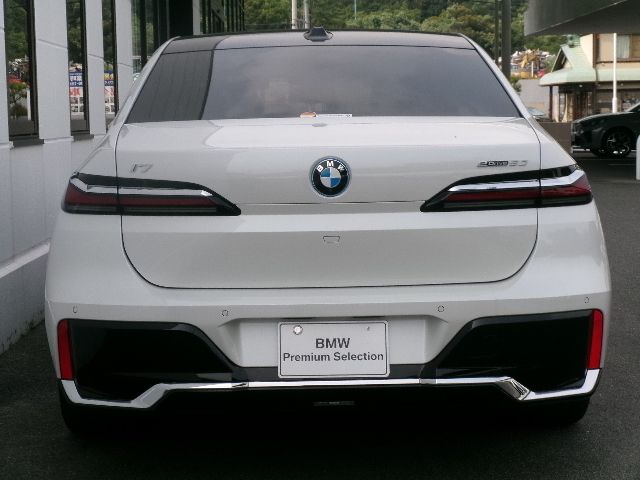 BMW i7 eDrive50 Sedan RHD