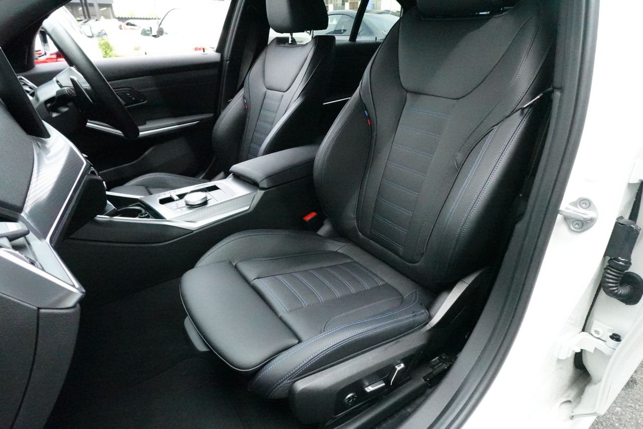 320d xDrive Berline RHD