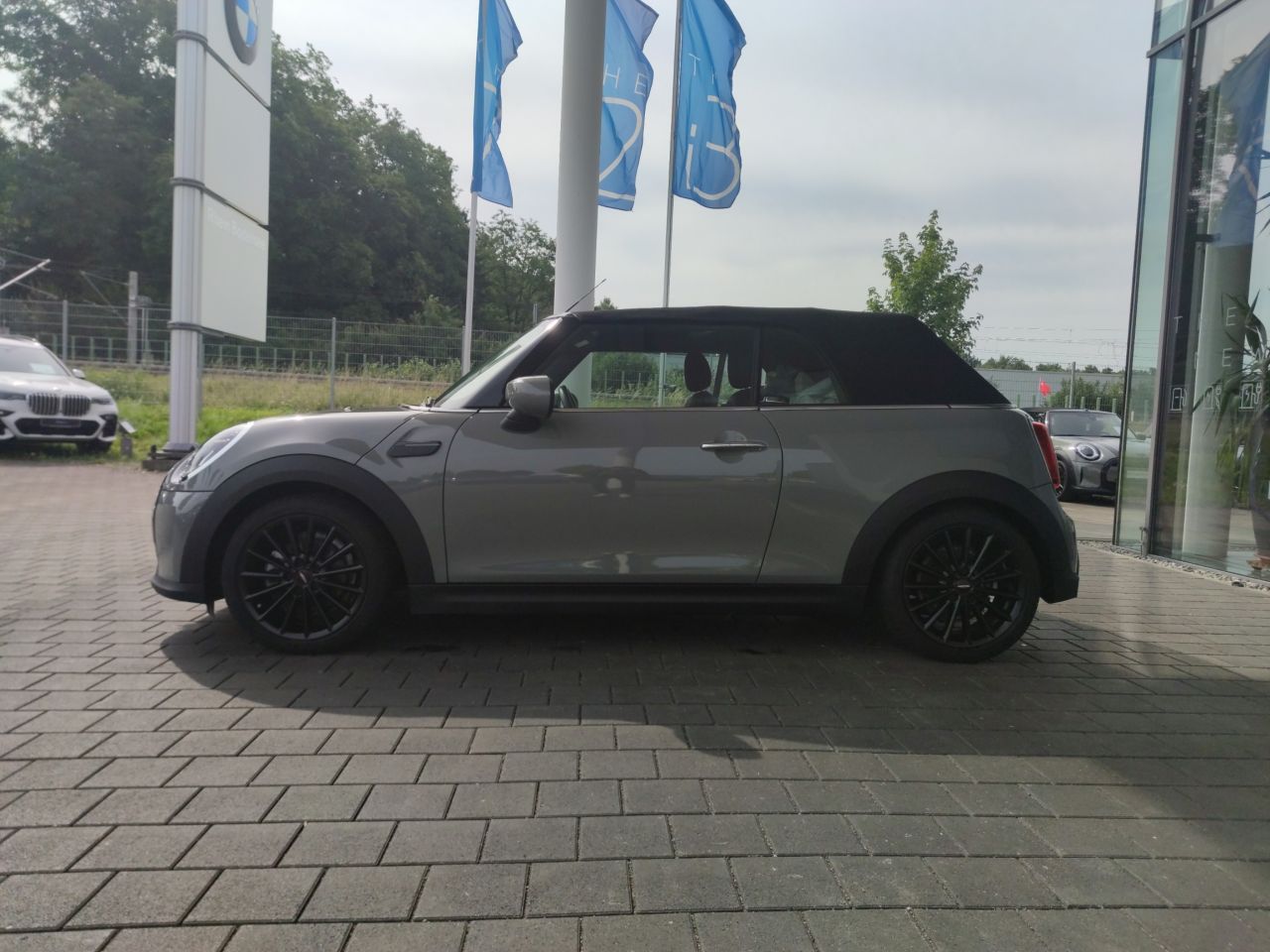 MINI Cooper Cabrio
