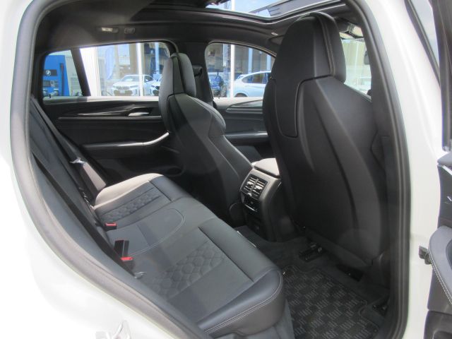 X4 M RHD