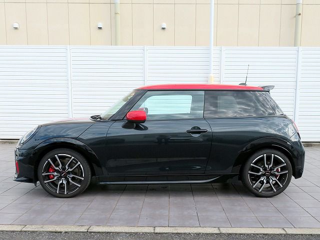 F66 MINI John Cooper Works
