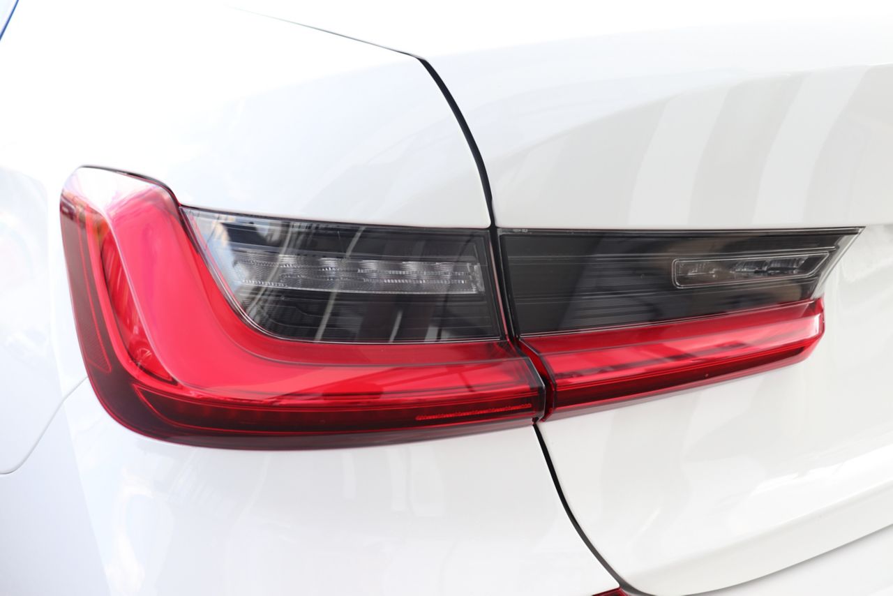 G20 320i Saloon RHD MX