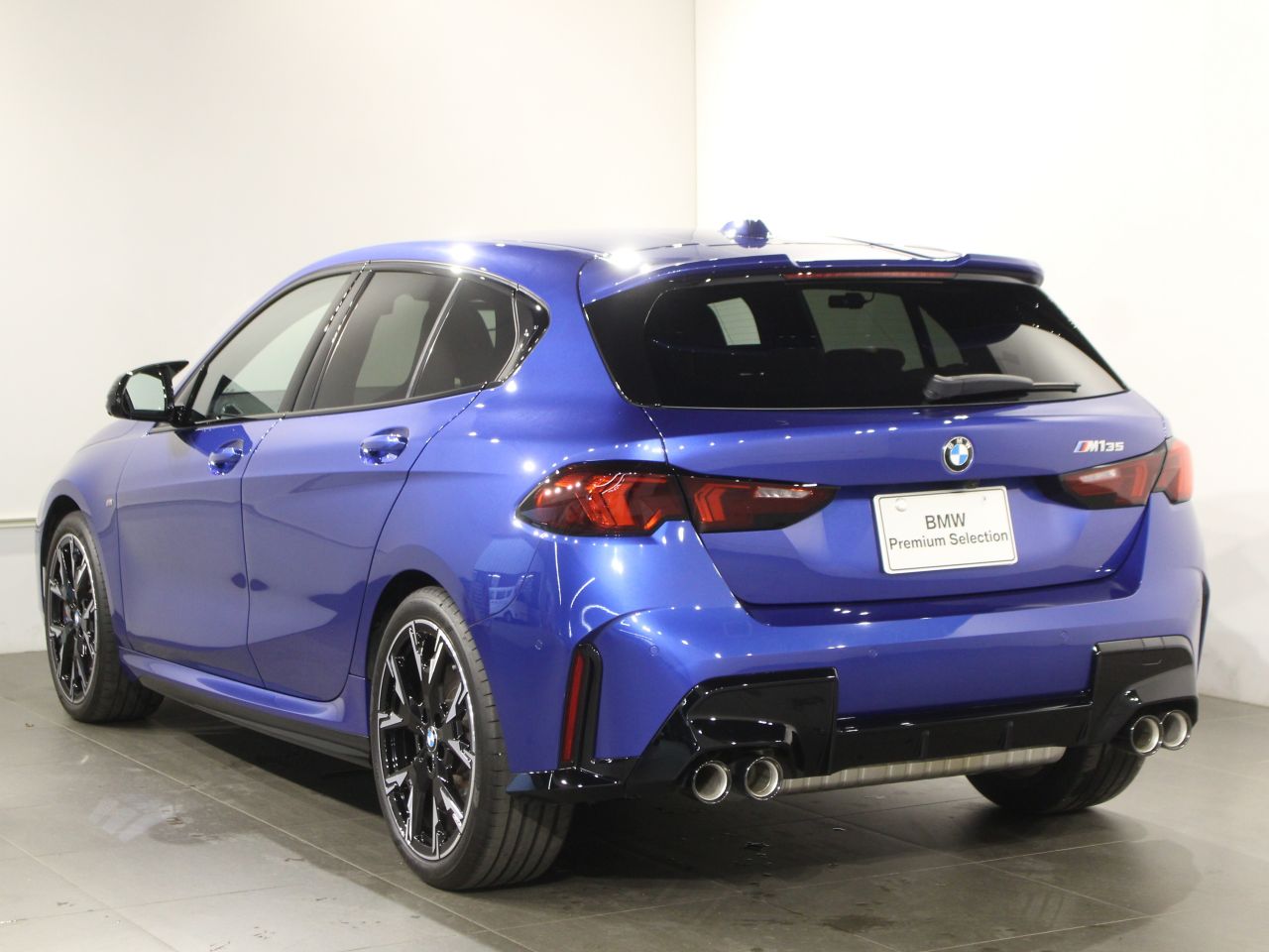 M135 xDrive Sports Hatch