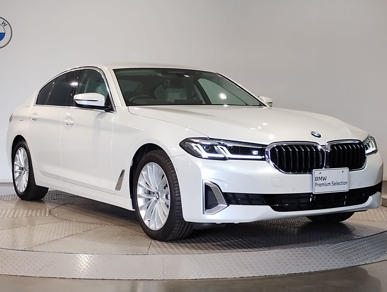 520i Sedan RHD