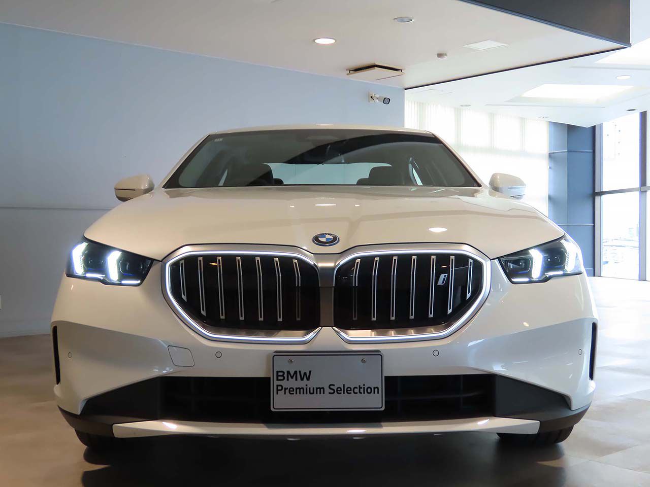 BMW i5 eDrive40 Sedan RHD