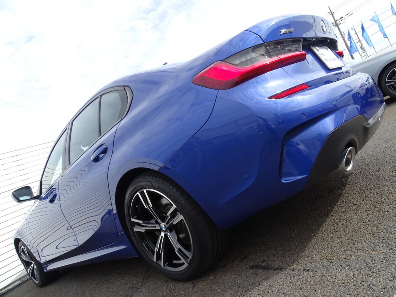 G20 320d xDrive RHD Saloon