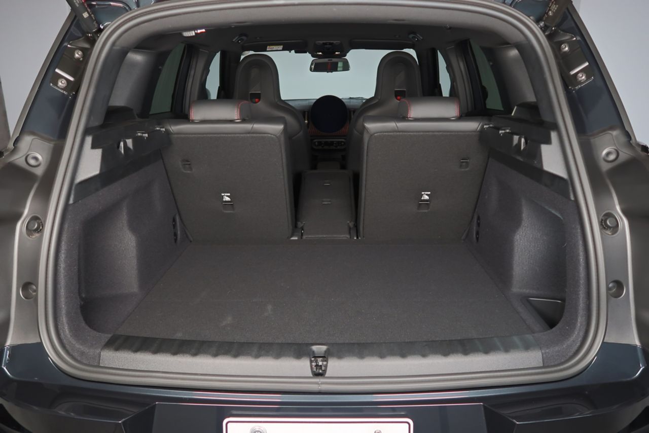 U25 MINI John Cooper Works Countryman ALL4