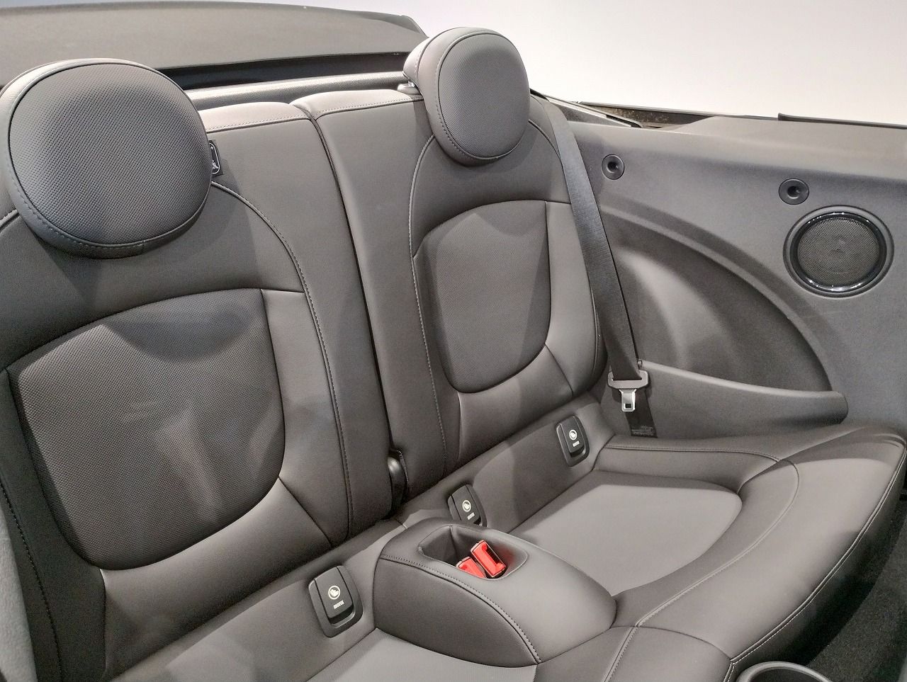 F57 MINI Cooper Convertible LCI