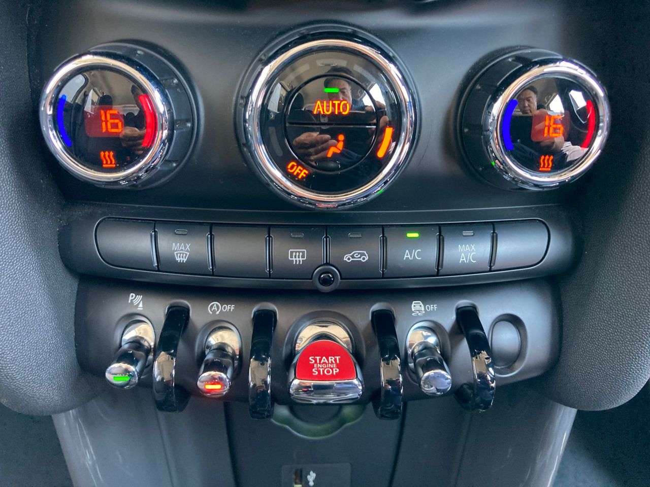 MINI F55 Cooper D 5dr Hatch LCI