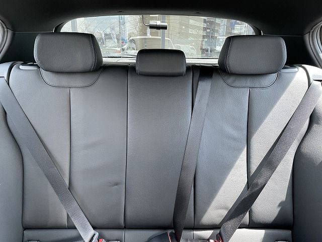 118D 5DOOR RHD