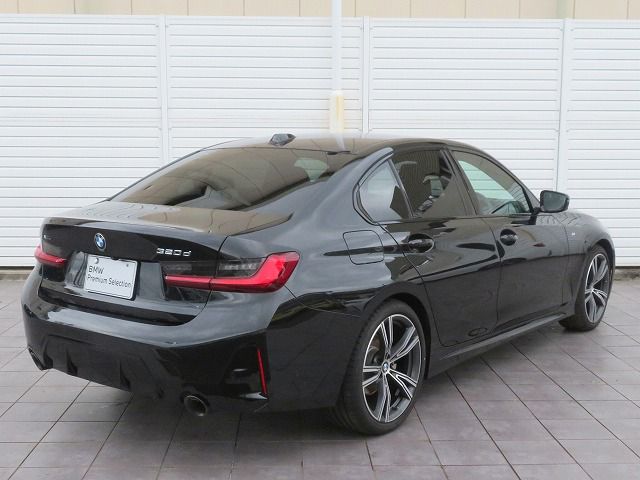 320d xDrive Berline RHD