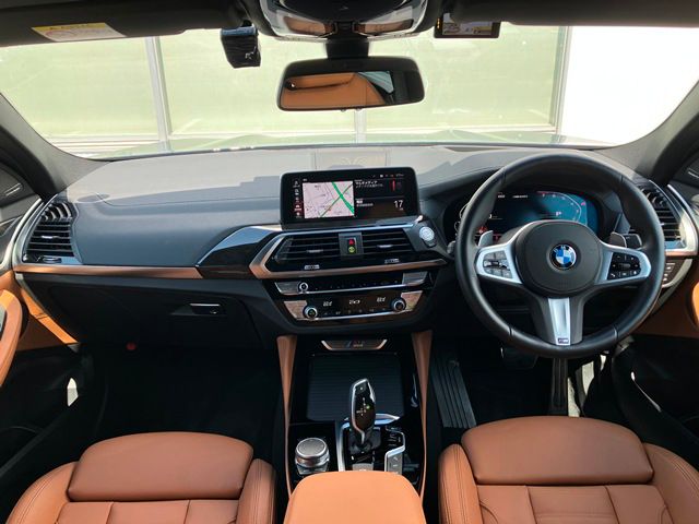 X4 M40i RHD