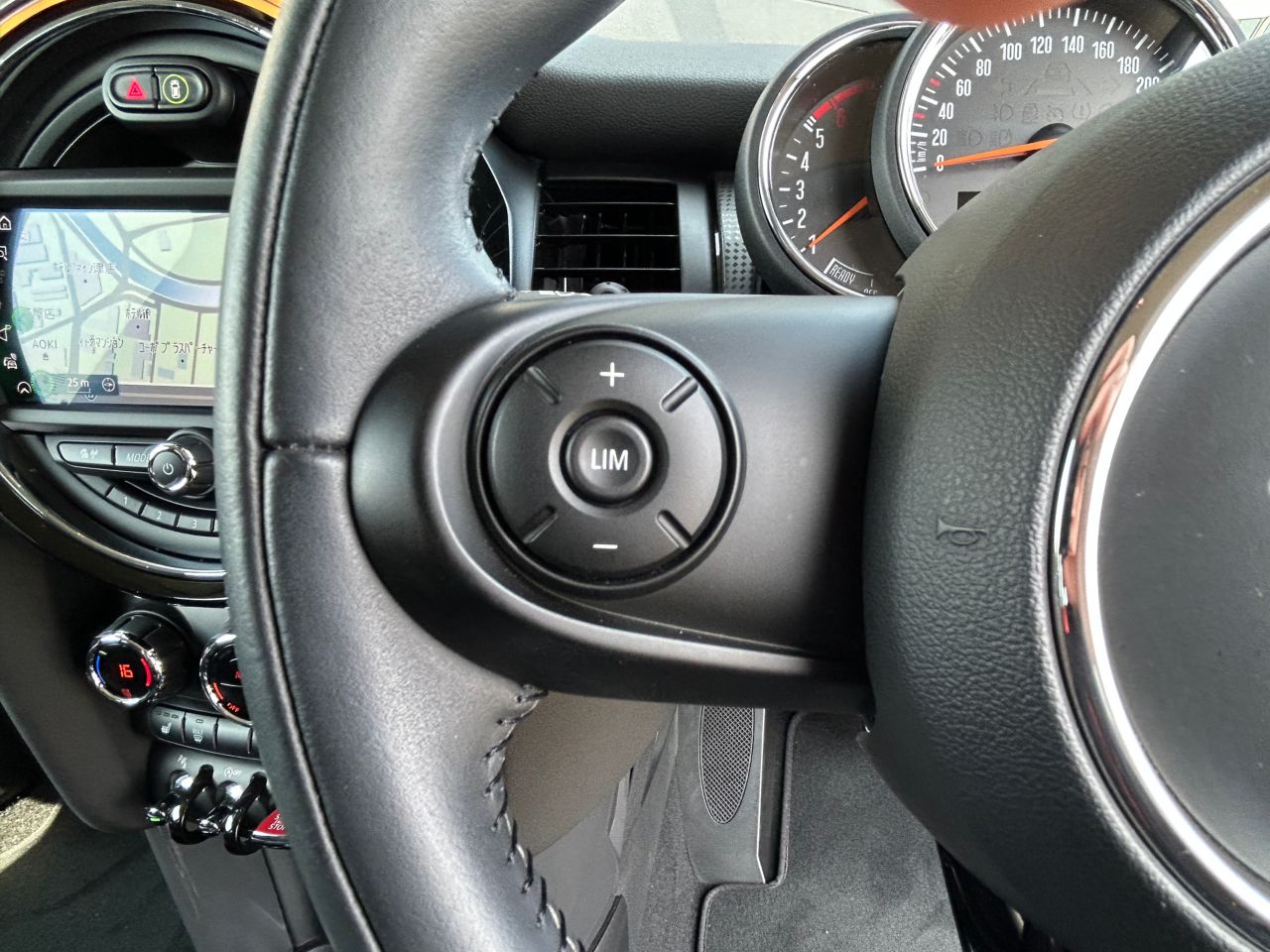 MINI F55 Cooper D 5dr Hatch LCI