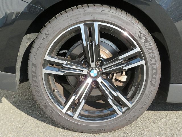 G42 220i Coupe
