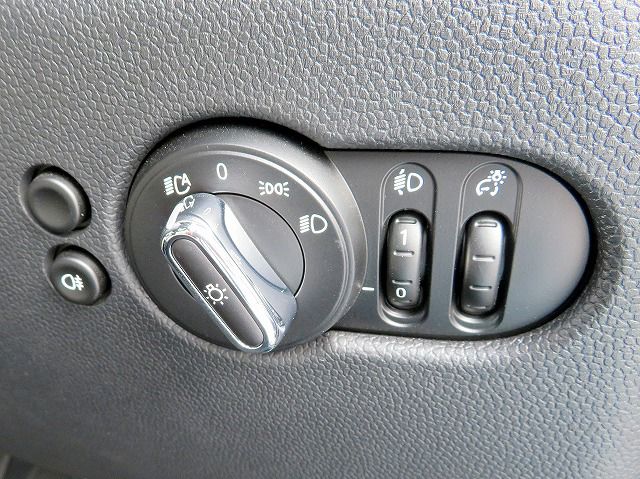 MINI Cooper S Convertible RHD