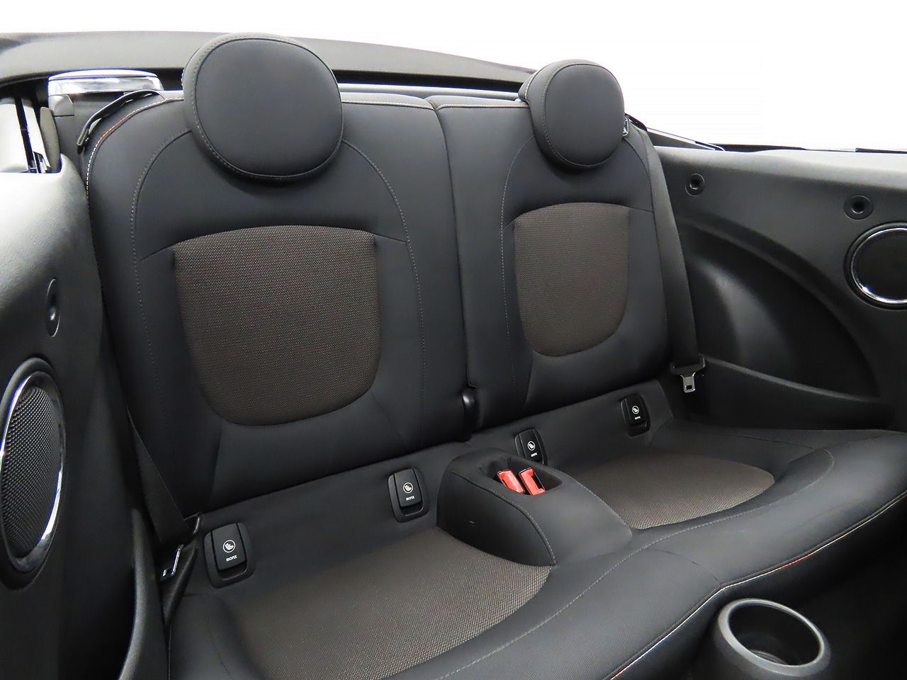 MINI CONVERTIBLE COOPER