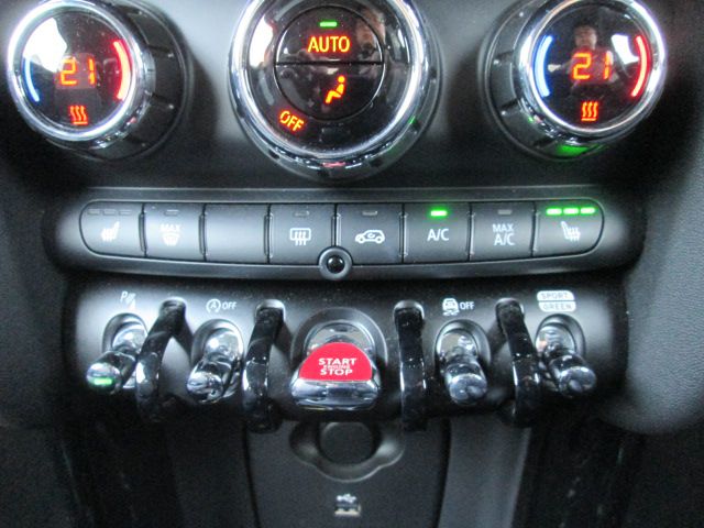 MINI Cooper F56 RHD