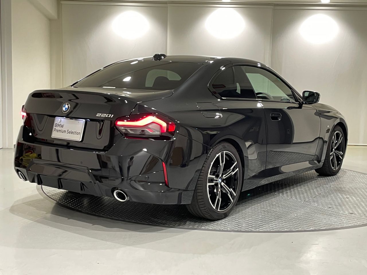 G42 220i Coupe