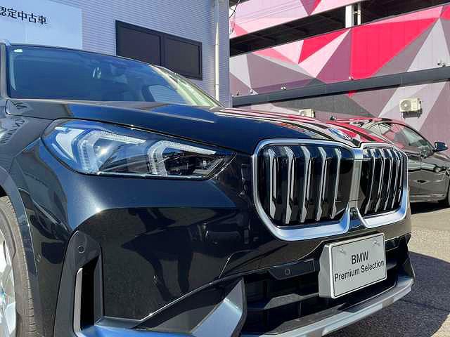 U11 iX1 xDrive30