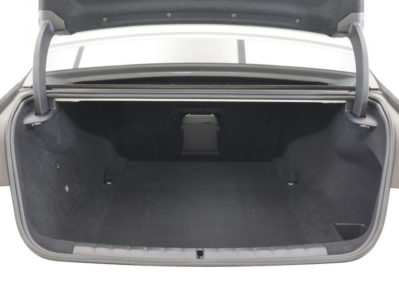 BMW i7 eDrive50 Sedan RHD