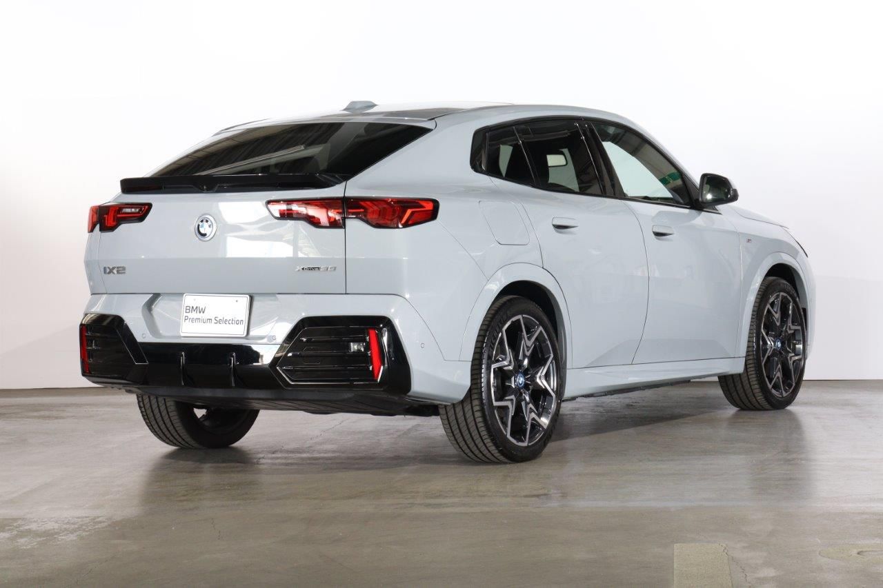 iX2 xDrive30 MSP