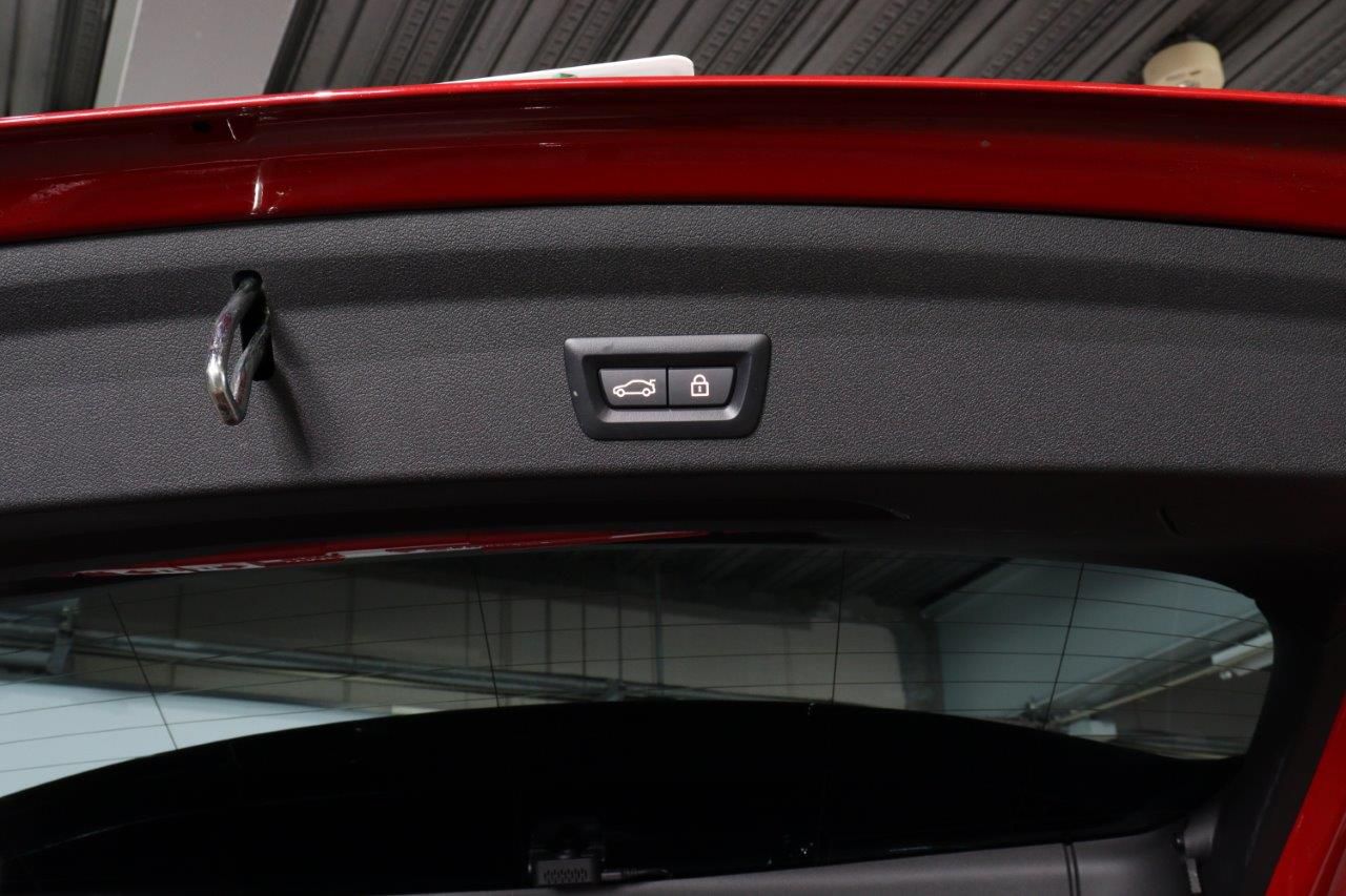 F40 118d Sports Hatch 5-door B47 2.0d