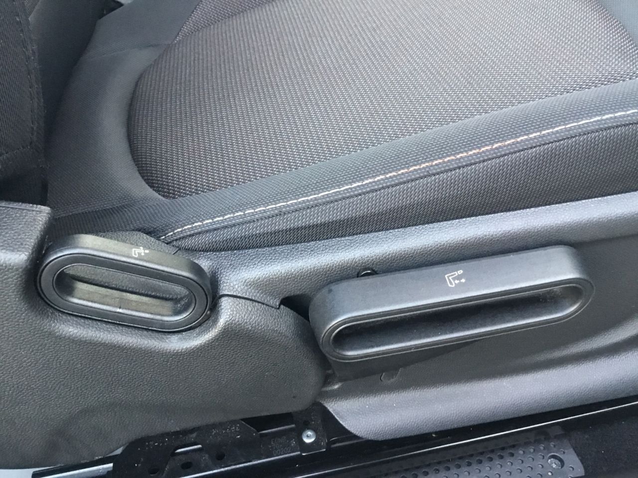 F56 MINI Cooper 3-Door Hatch LCI