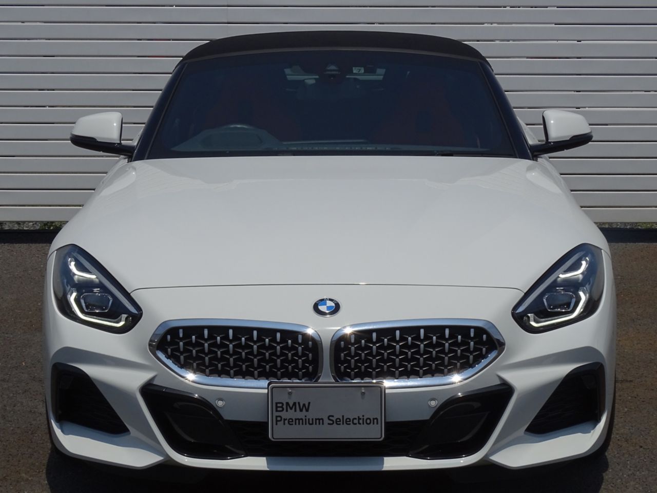 G29 z4 sDrive20i RHD