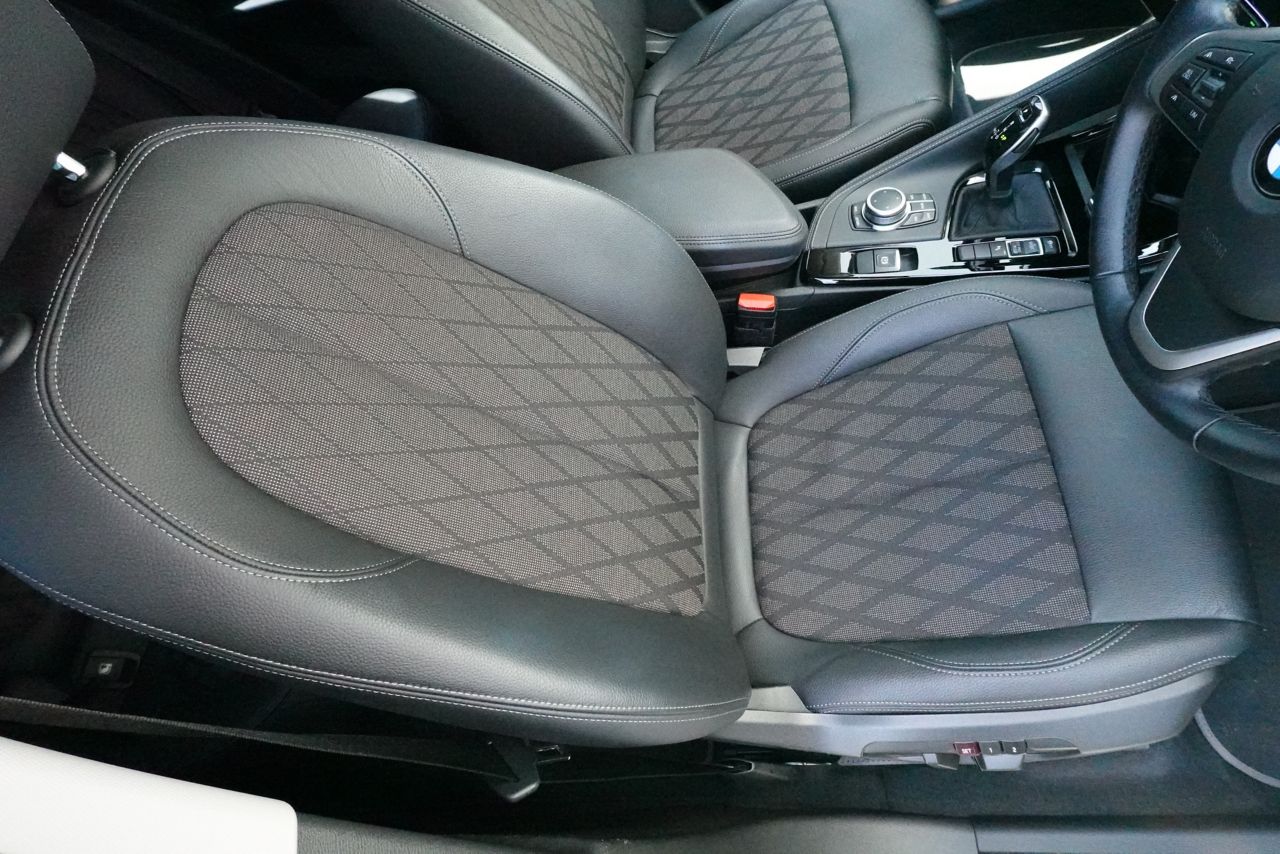 X1 sDrive18i RHD