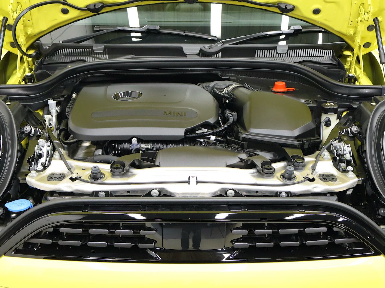 F66 MINI Cooper C 3Dr