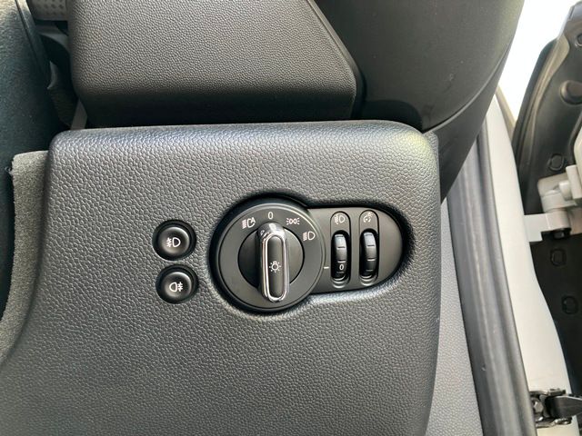 F55 MINI Cooper 5-Door Hatch LCI