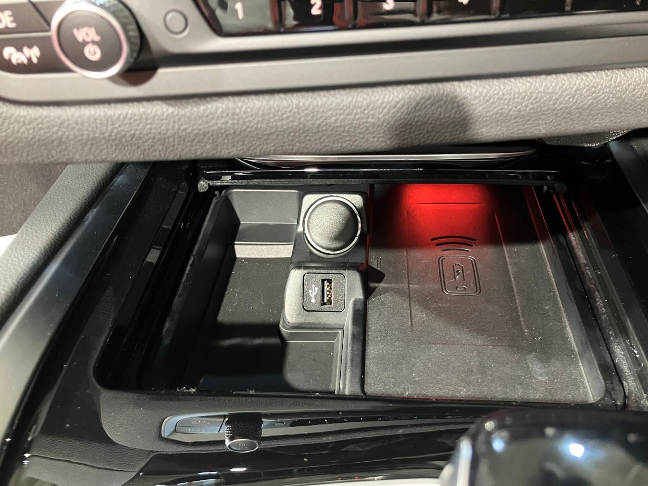 G29 z4 sDrive20i RHD