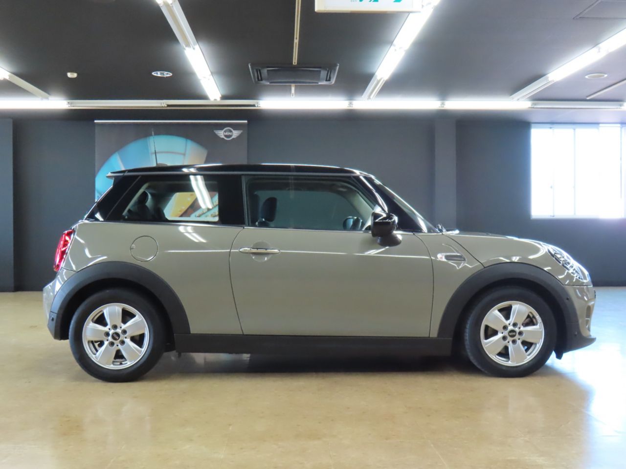 F56 MINI Cooper 3-Door Hatch LCI