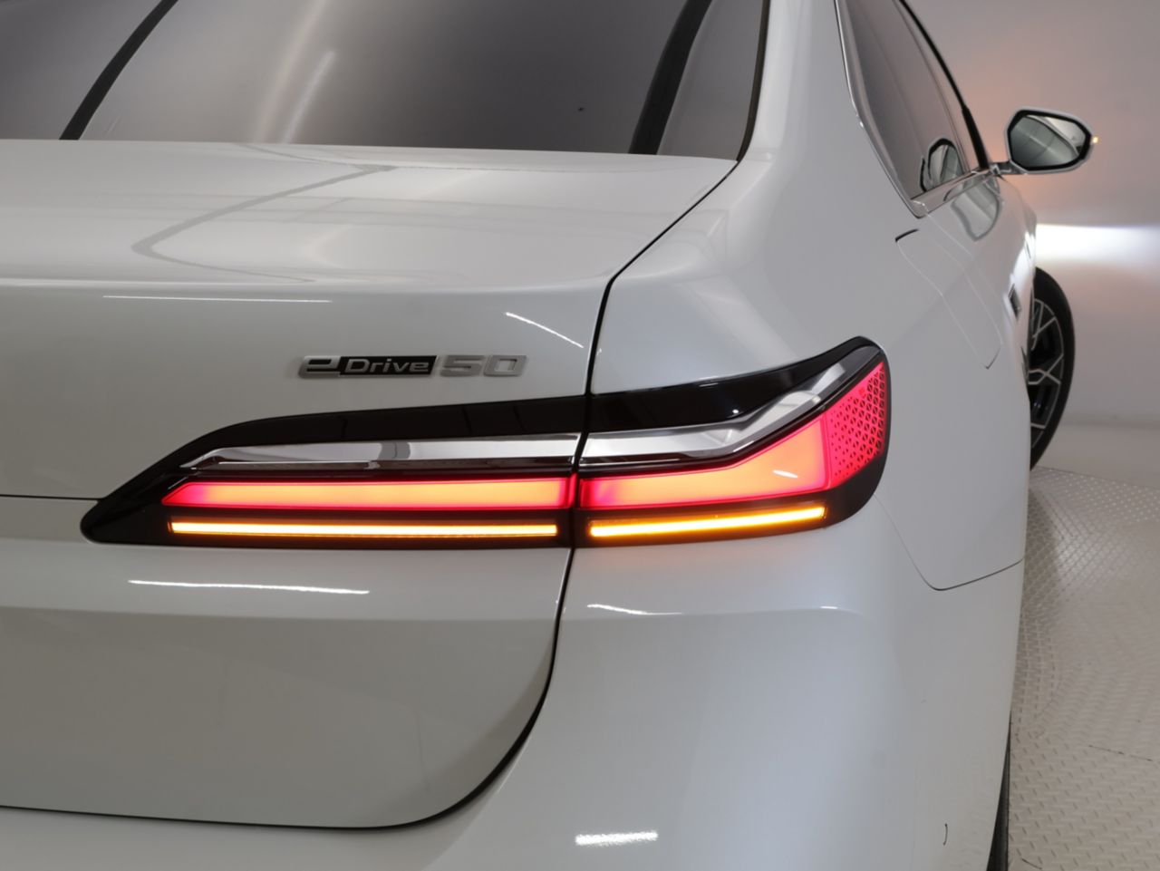 BMW i7 eDrive50 Sedan RHD
