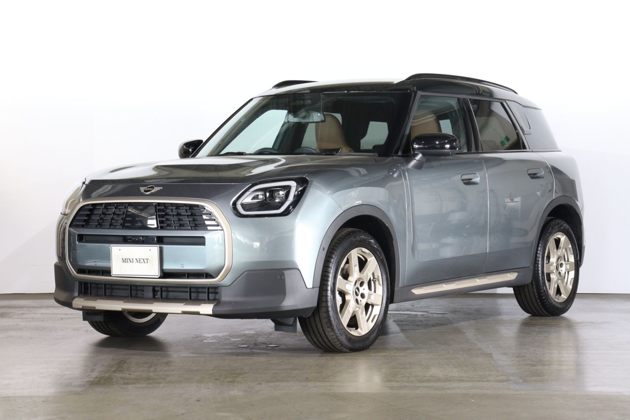 THE NEW MINI COUNTRYMAN D