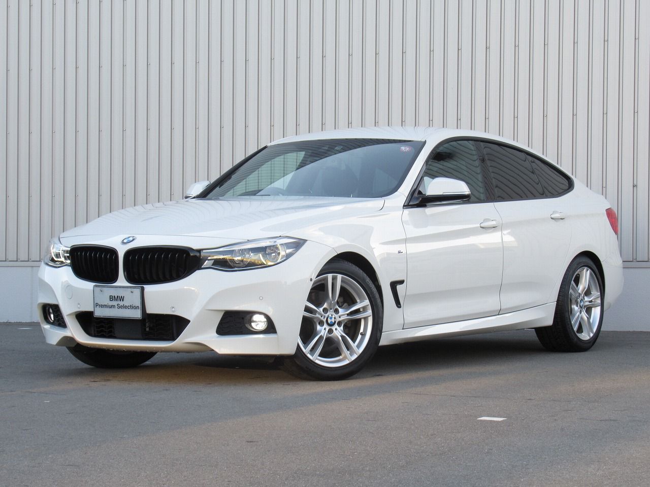 320i Gran Turismo M Sport