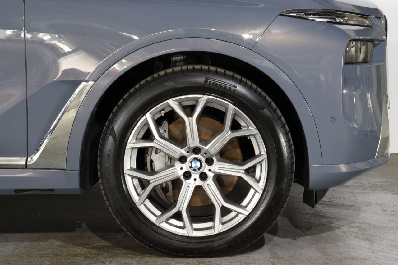 X7 xDrive40d RHD US