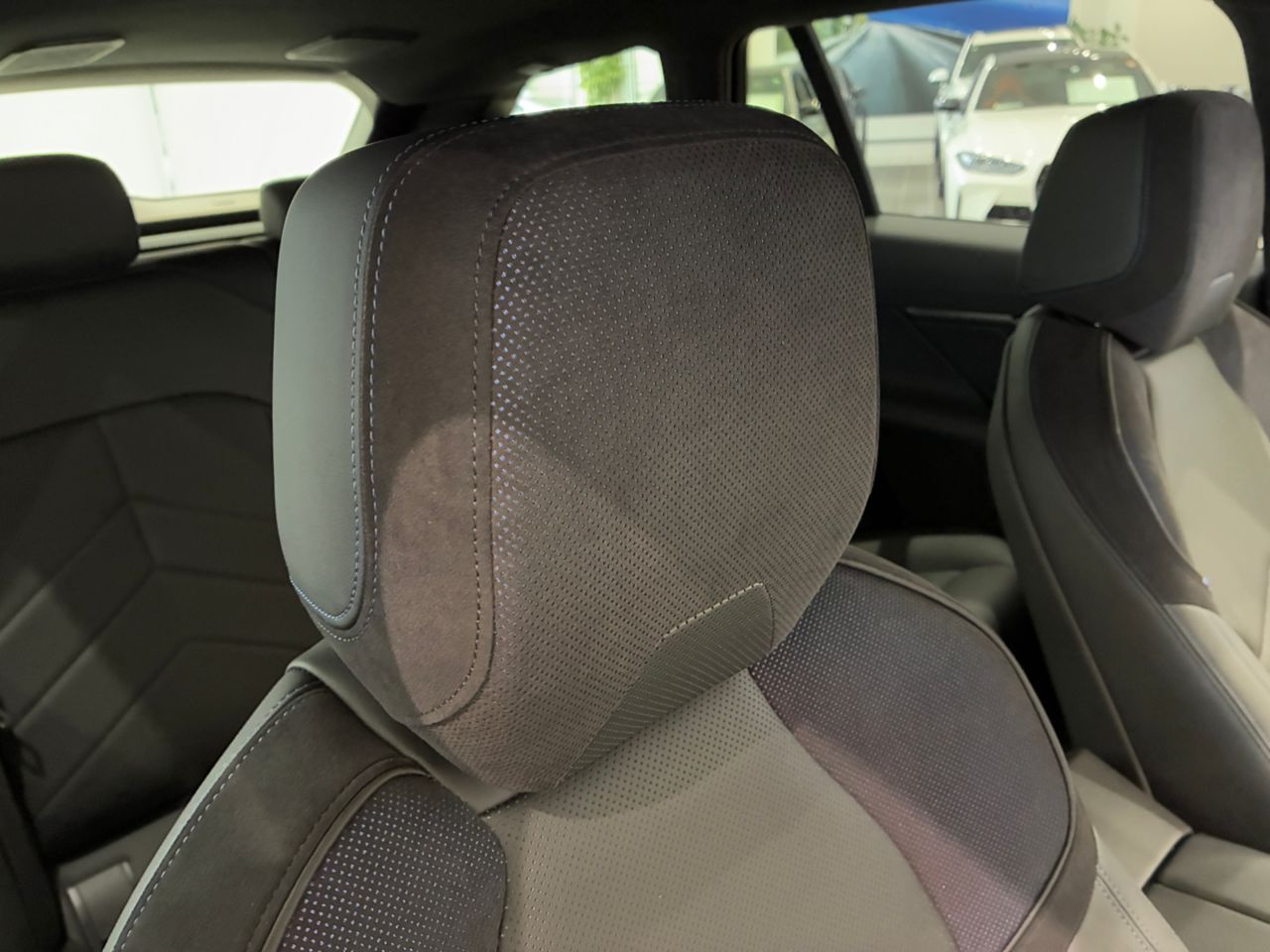 BMW i5 eDrive40 M Sport RHD