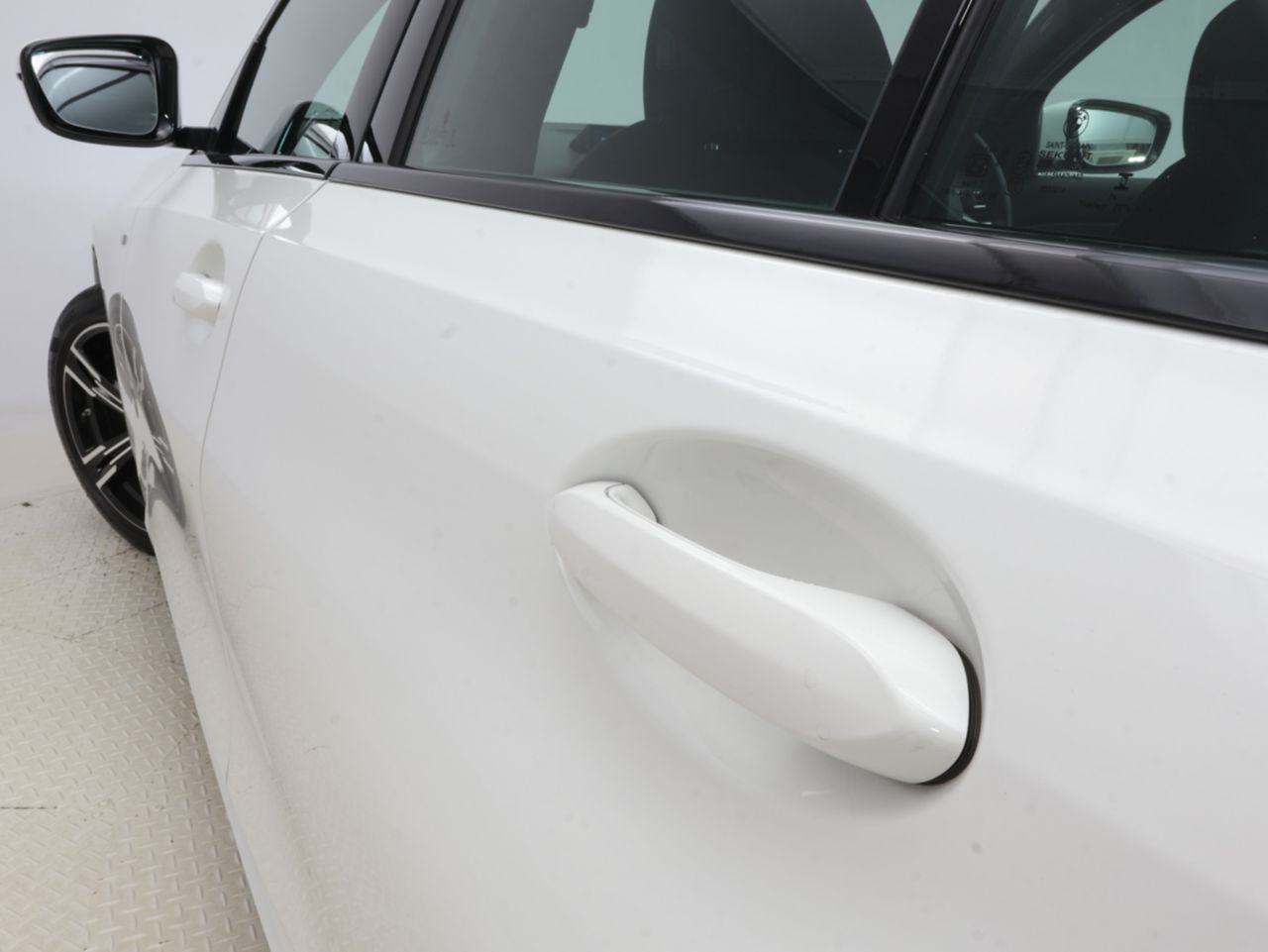 G20 320i Saloon LCI RHD MX