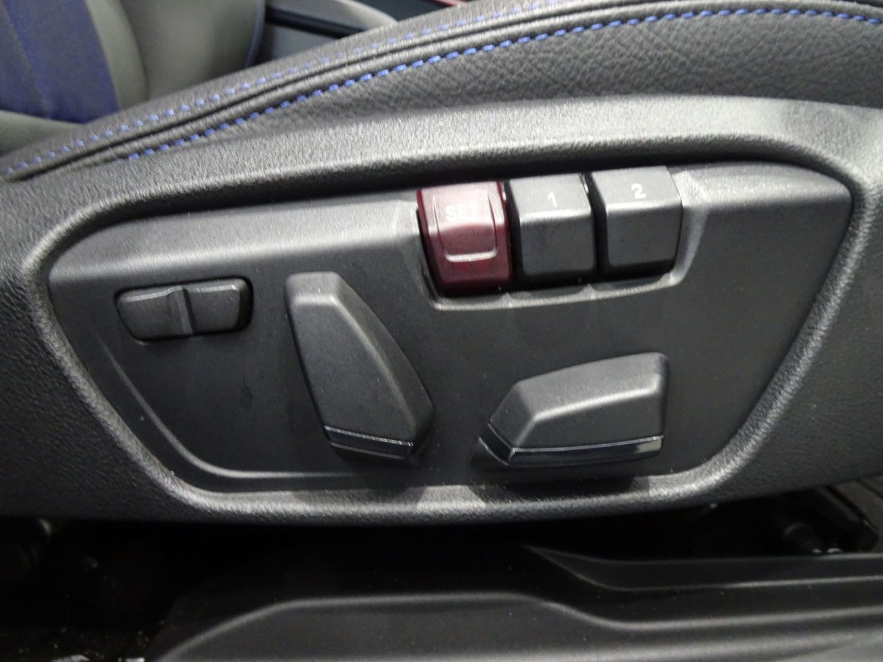 F40 118d Sports Hatch 5-door B47 2.0d