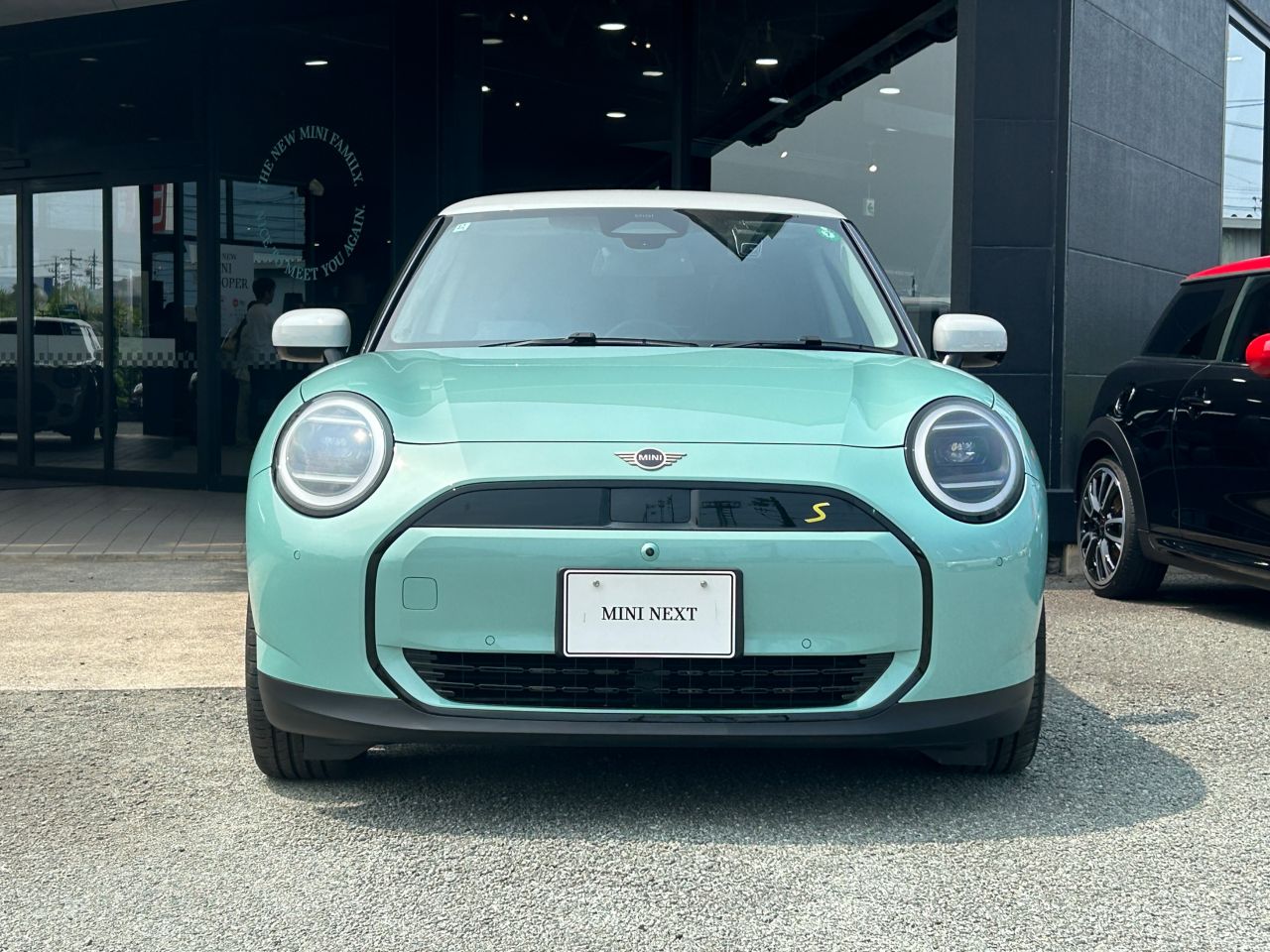 J01 MINI Cooper SE