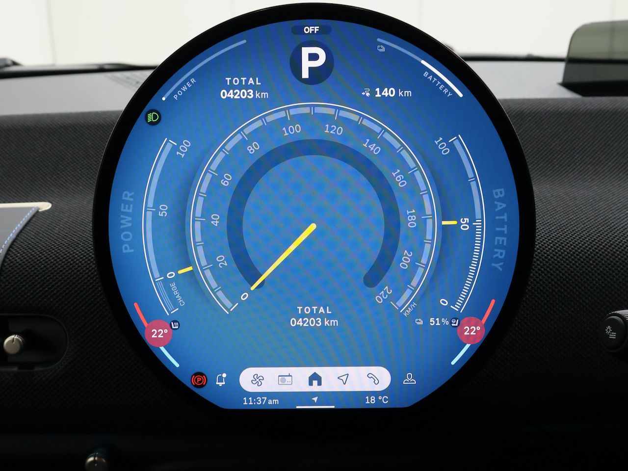 J01 MINI Cooper E