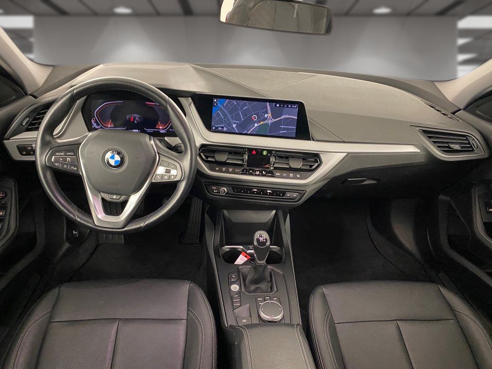 BMW 118