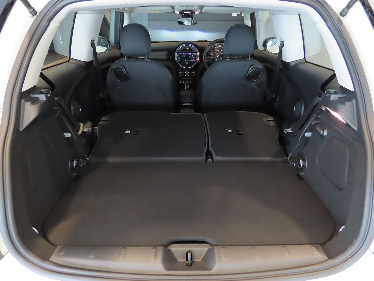 F56 MINI Cooper 3-Door Hatch LCI