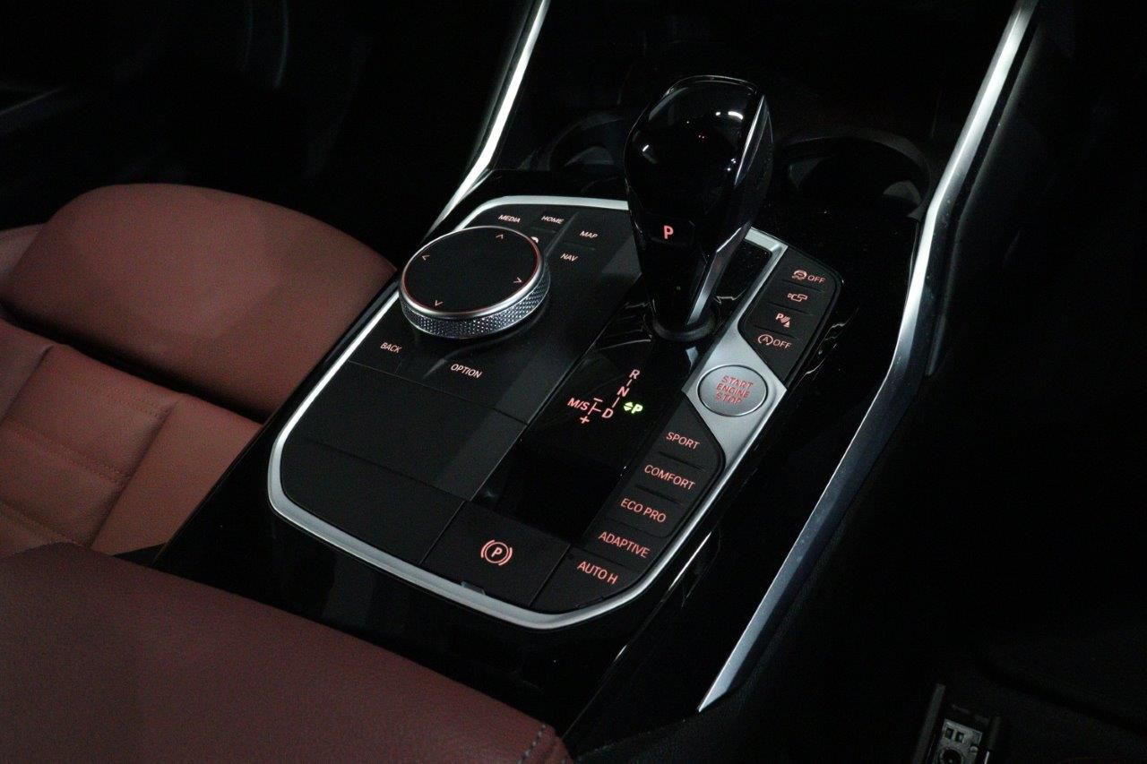 M240i xDrive Coupé RHD