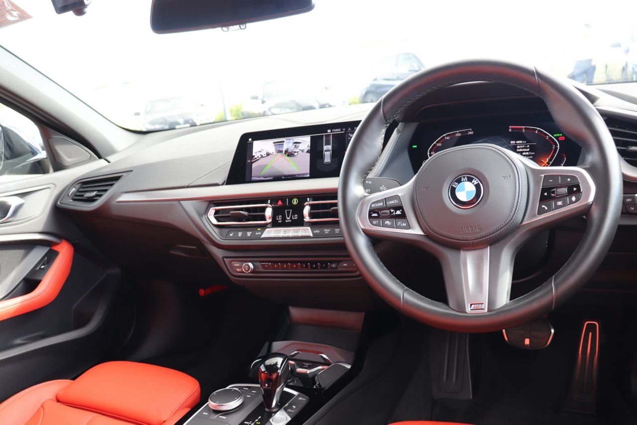 F40 118d Sports Hatch 5-door B47 2.0d