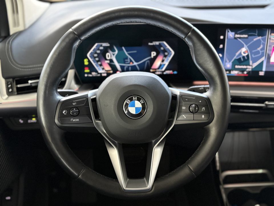 BMW 218